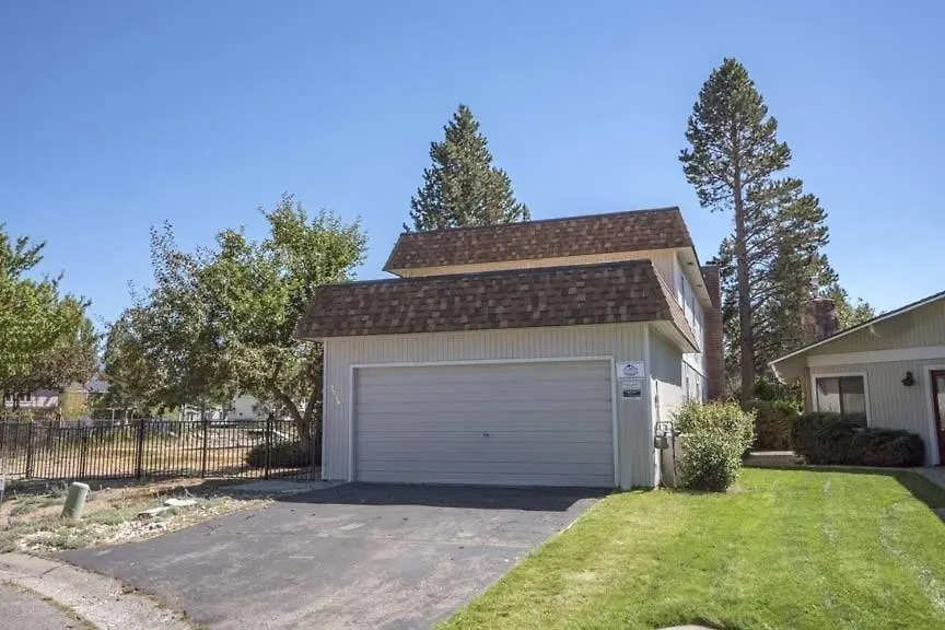 2074 Traverse Court South Lake Tahoe
