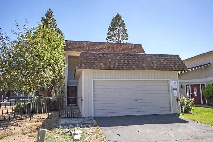 2074 Traverse Court South Lake Tahoe 0*,